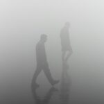 Où le brouillard, la lumière