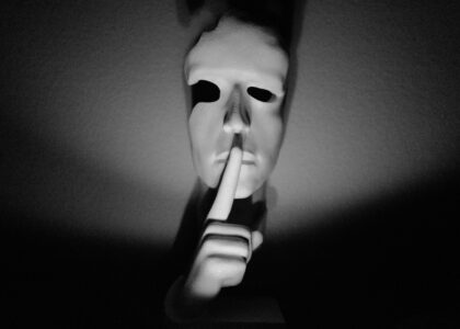 Le silence des vertueux